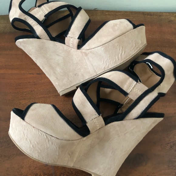 Qupid platform wedge heels - new - Picture 10 of 10